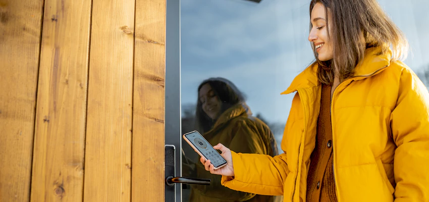 Fingerprint Smart Locks Installation Services in Farmersville, California