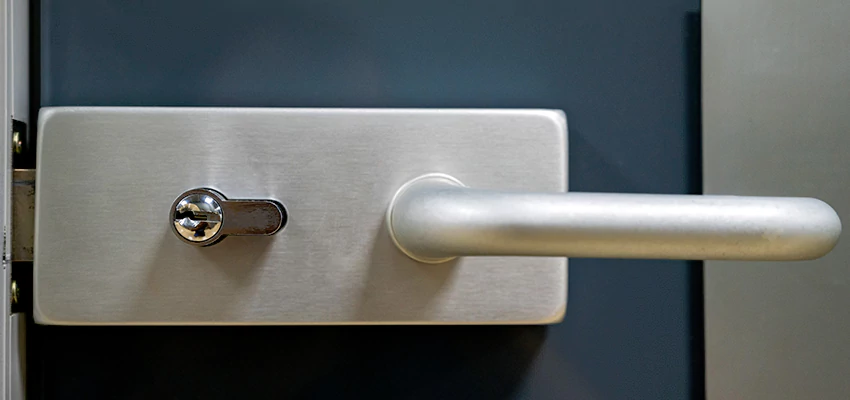 Industrial Lock And Key Repair And Installation in Farmersville, CA