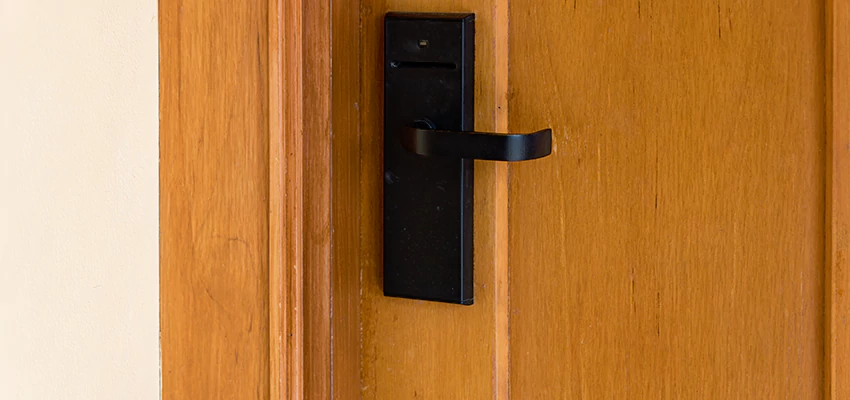 Home Security And Alarm Monitoring in Farmersville, California