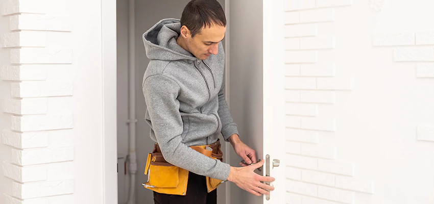 Nighttime Locksmith Near Me in Farmersville, CA